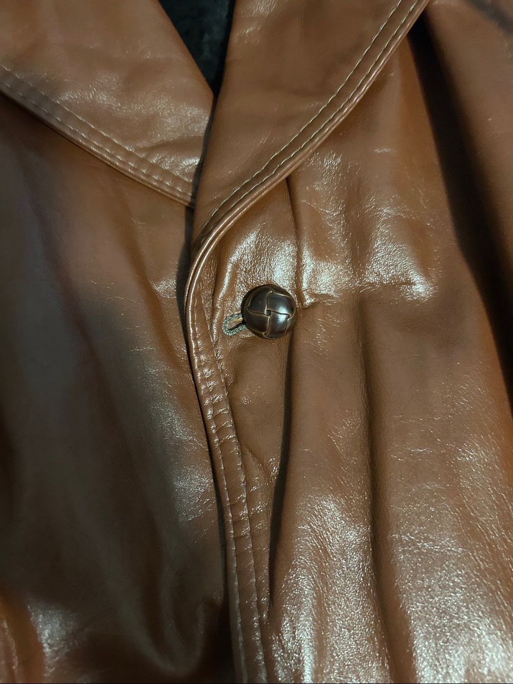 Leather jacket - Picture 2 of 3